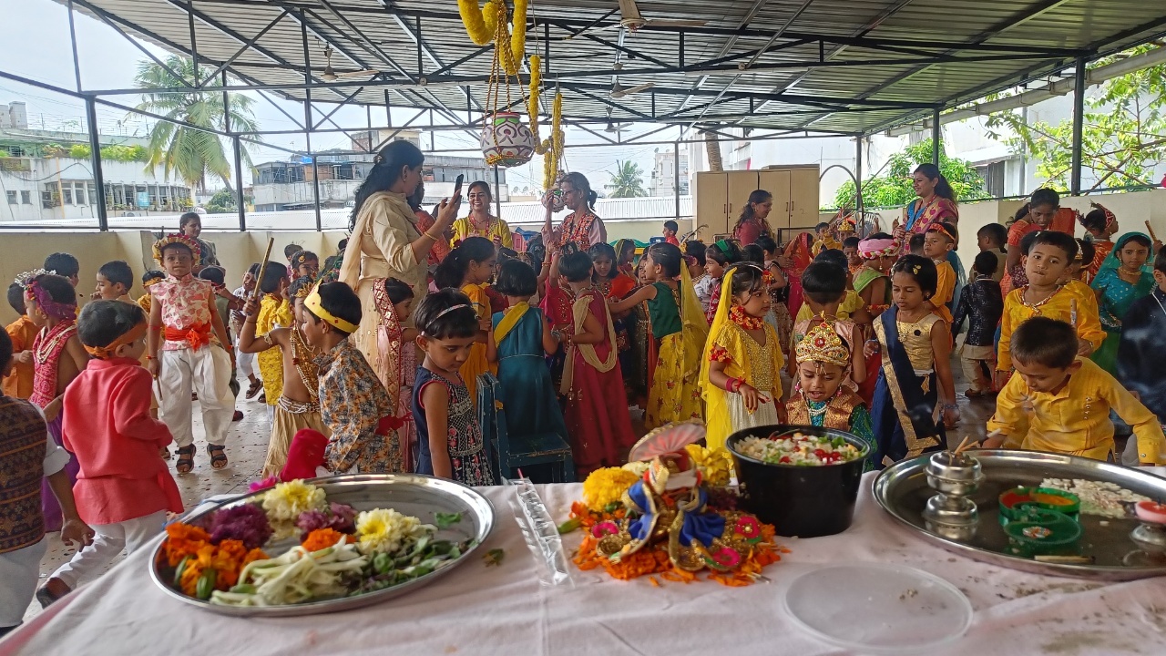 Image hover effect image